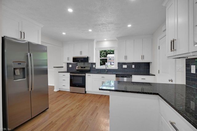 105 Londonderry LN, Williamsburg, VA 23188