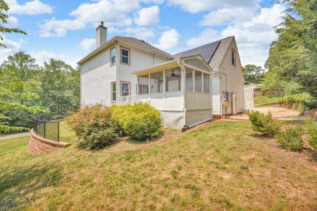 105 Londonderry LN, Williamsburg, VA 23188