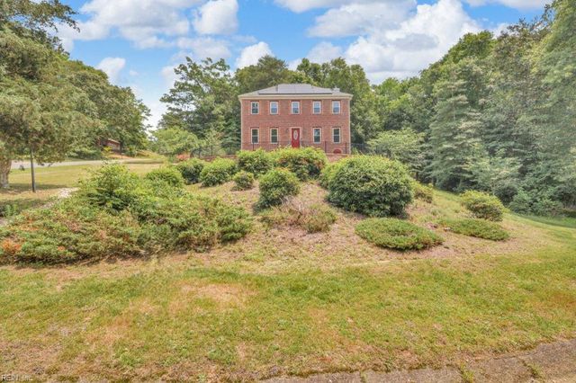 105 Londonderry LN, Williamsburg, VA 23188