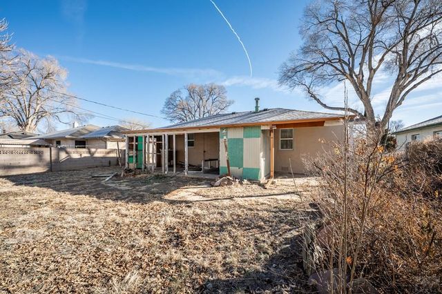 621 Scranton Ave, Pueblo, CO 81004