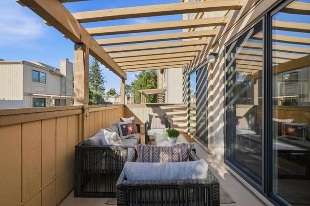 16152 Loretta Lane, Los Gatos, CA 95032