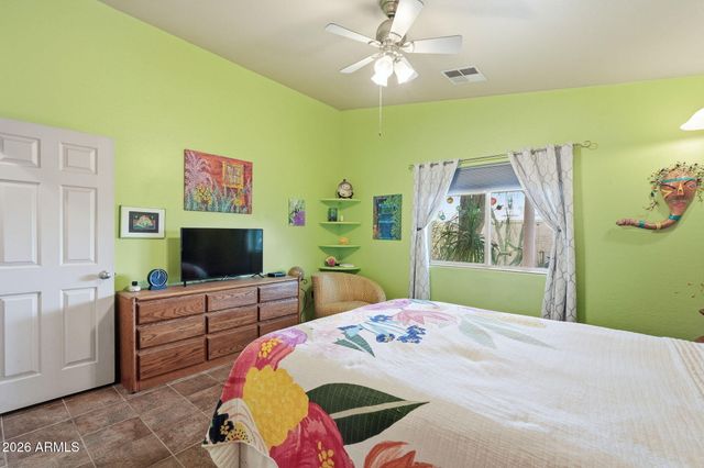 9069 W RAVEN Drive, Arizona City, AZ 85123