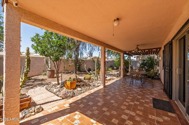 9069 W RAVEN Drive, Arizona City, AZ 85123