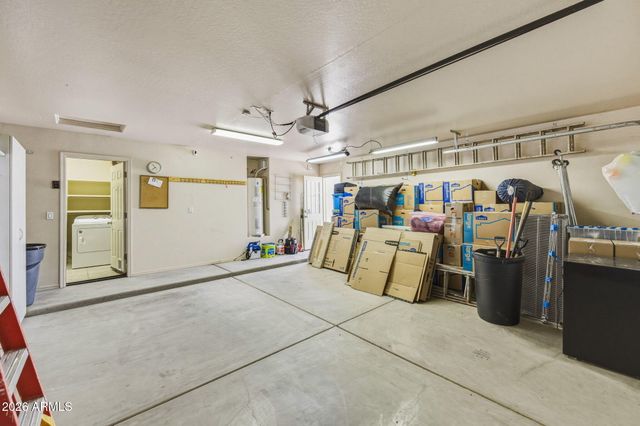 9069 W RAVEN Drive, Arizona City, AZ 85123