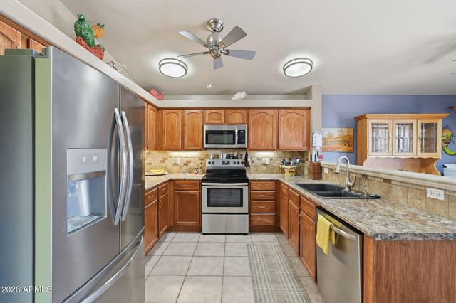 9069 W RAVEN Drive, Arizona City, AZ 85123