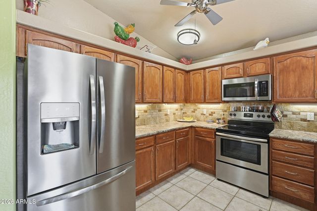 9069 W RAVEN Drive, Arizona City, AZ 85123