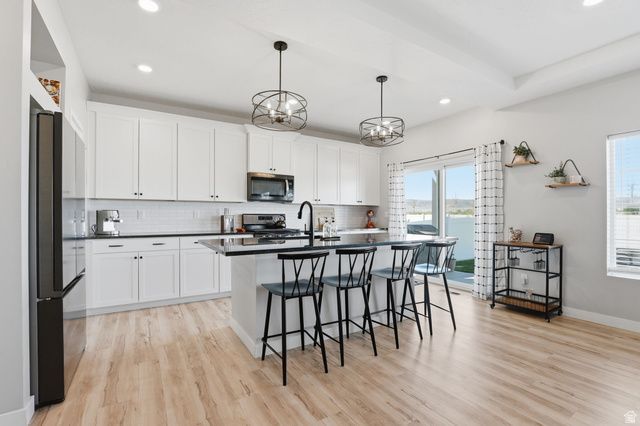 132 S COPPER CANYON LN, Saratoga Springs, UT 84045