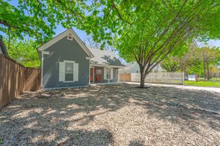 702 Water Street, Waxahachie, TX 75165