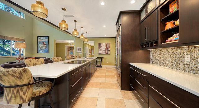 1904 HARBOURSIDE DRIVE 201, Longboat Key, FL 34228