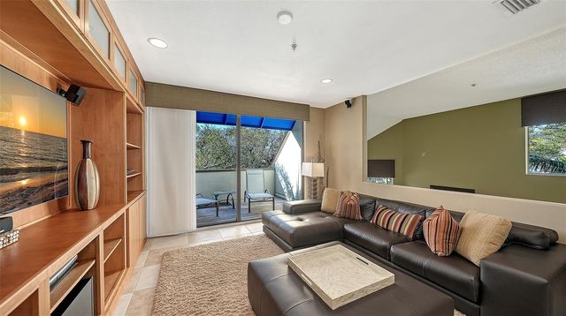 1904 HARBOURSIDE DRIVE 201, Longboat Key, FL 34228