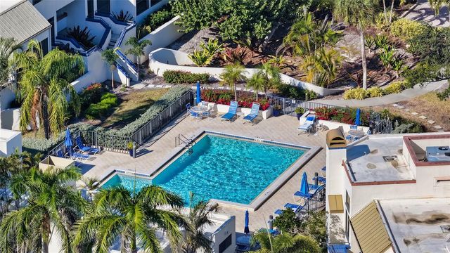 1904 HARBOURSIDE DRIVE 201, Longboat Key, FL 34228