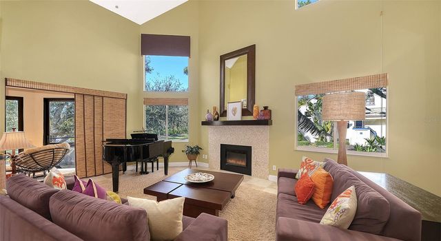 1904 HARBOURSIDE DRIVE 201, Longboat Key, FL 34228