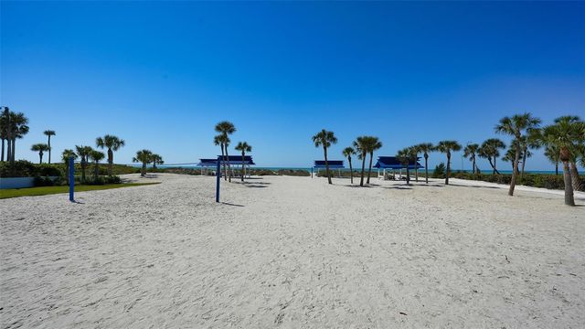 1904 HARBOURSIDE DRIVE 201, Longboat Key, FL 34228
