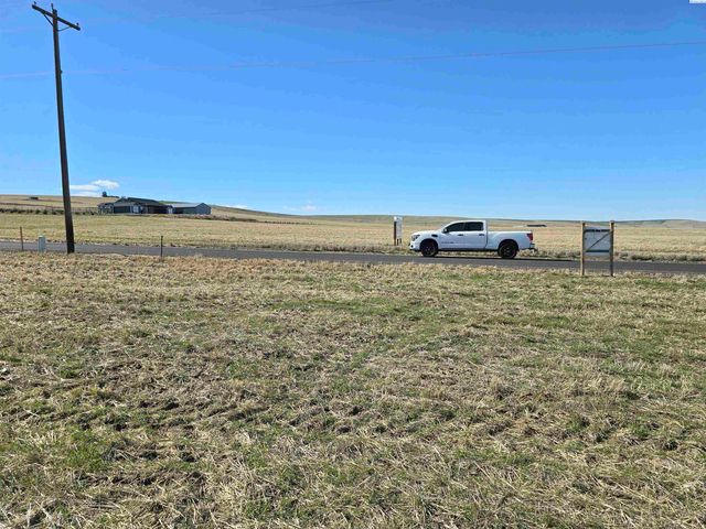 50411 C Williams Rd, Kennewick, WA 99338