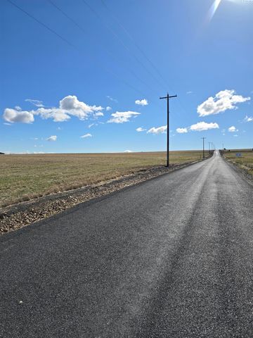 50411 C Williams Rd, Kennewick, WA 99338