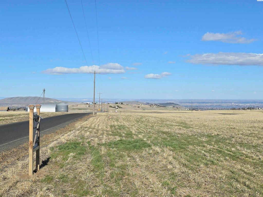 50411 C Williams Rd, Kennewick, WA 99338