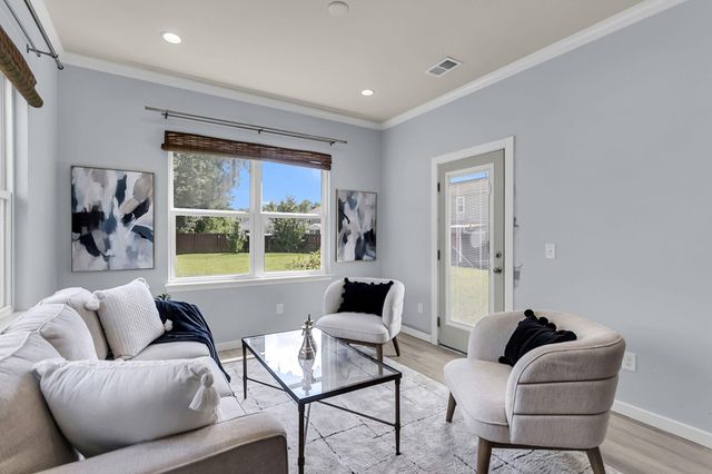 1768 Grovehurst Drive, Charleston, SC 29414