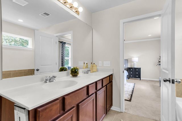 1768 Grovehurst Drive, Charleston, SC 29414