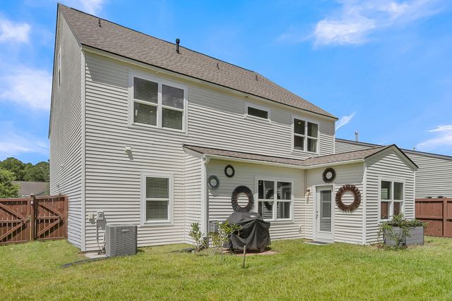 1768 Grovehurst Drive, Charleston, SC 29414