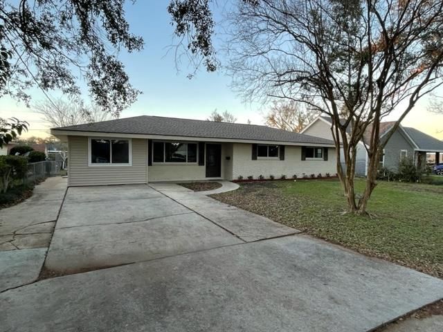 601 Broadmoor Ave, Houma, LA 70364