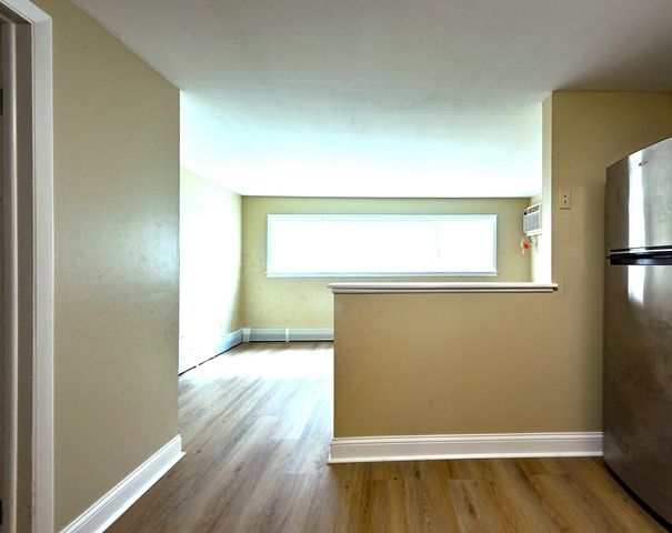 1018 S 11th Avenue G, Maywood, IL 60153