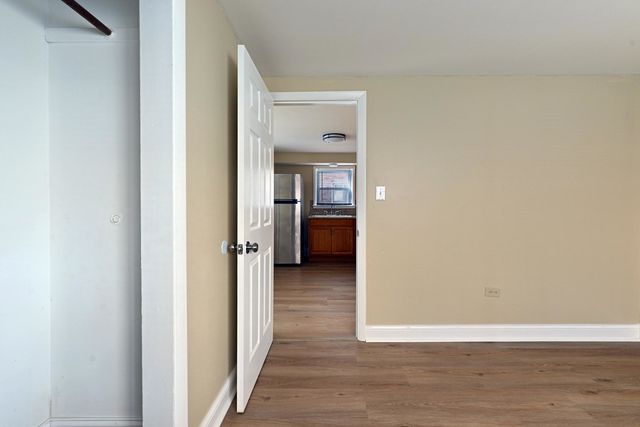 1018 S 11th Avenue G, Maywood, IL 60153