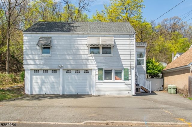 321 N 15Th Pl