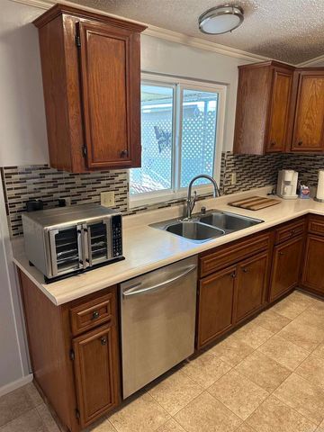 1491 Pilgrim Way, Oceanside, CA 92057