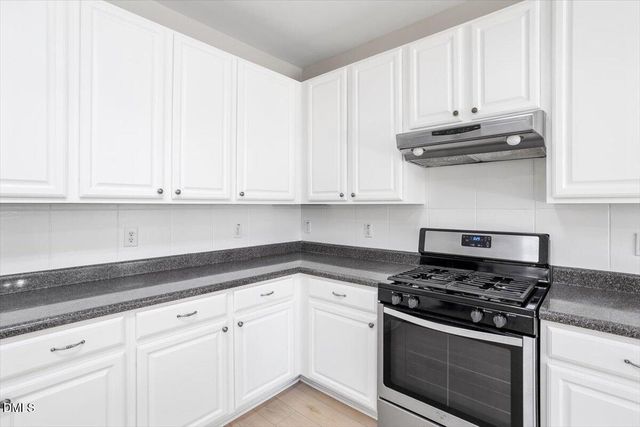 204 Amacord Way, Holly Springs, NC 27540