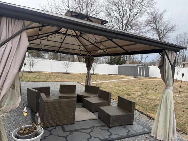 41 Brightside Avenue, Central Islip, NY 11722