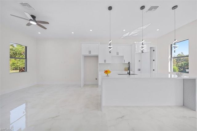 1248 Brookpark AVE, Fort Myers, FL 33913
