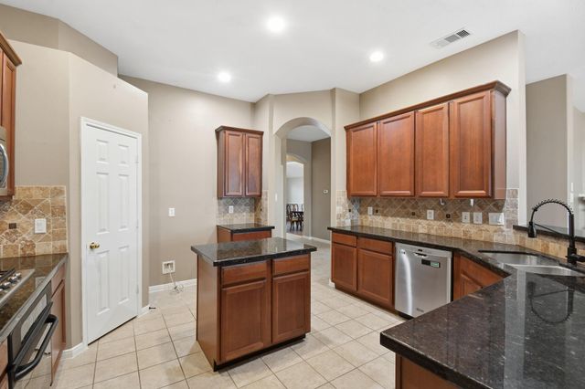 18915 Rustling Ridge Lane, Tomball, TX 77377