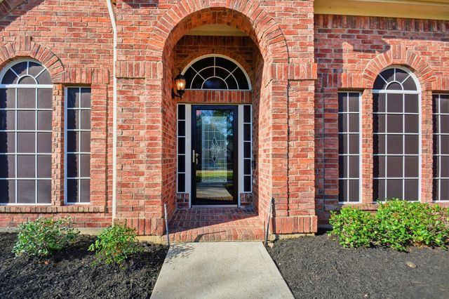 18915 Rustling Ridge Lane, Tomball, TX 77377