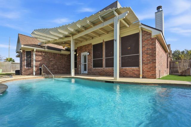 18915 Rustling Ridge Lane, Tomball, TX 77377