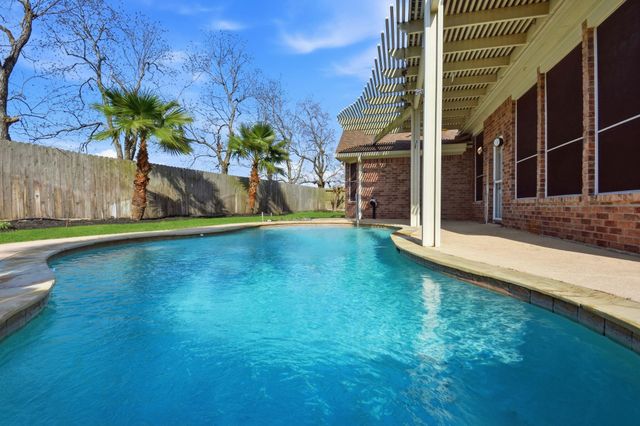 18915 Rustling Ridge Lane, Tomball, TX 77377