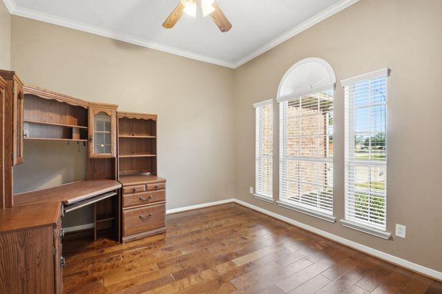 18915 Rustling Ridge Lane, Tomball, TX 77377