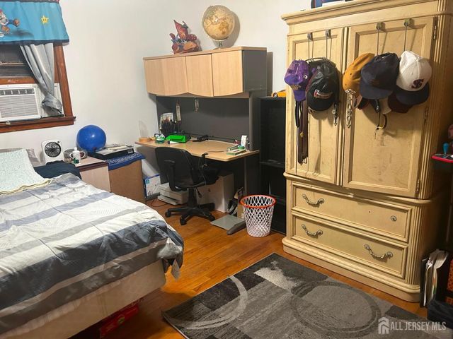 129 hampton Street, Metuchen, NJ 08840