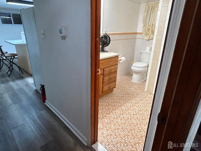 129 hampton Street, Metuchen, NJ 08840