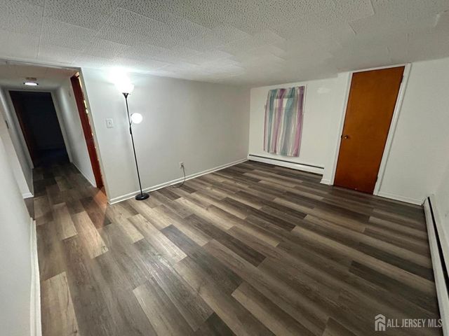 129 hampton Street, Metuchen, NJ 08840