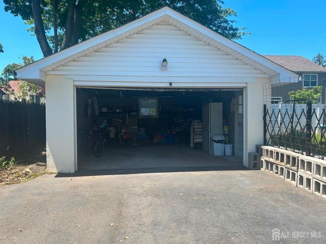 129 hampton Street, Metuchen, NJ 08840