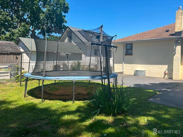 129 hampton Street, Metuchen, NJ 08840