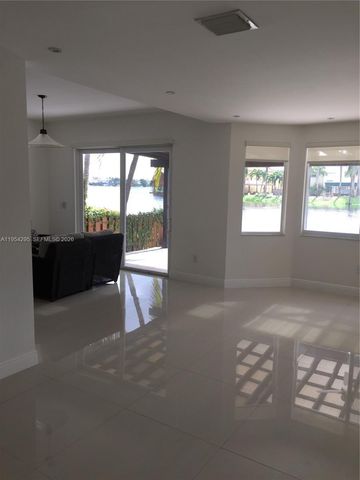 7233 NW 113th Ct, Doral, FL 33178