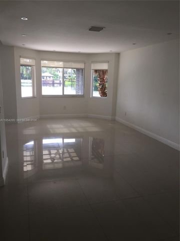 7233 NW 113th Ct, Doral, FL 33178