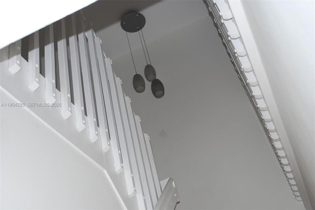 7233 NW 113th Ct, Doral, FL 33178