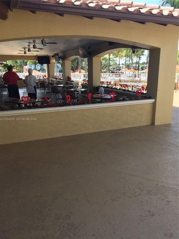 7233 NW 113th Ct, Doral, FL 33178