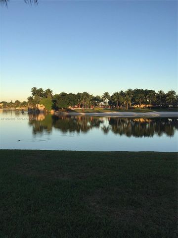 7233 NW 113th Ct, Doral, FL 33178