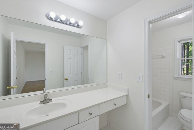 2429 Camden Lake View NW, Acworth, GA 30101