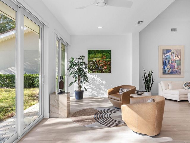 4022 PENSHURST PARK, Sarasota, FL 34235