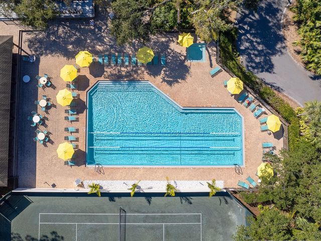 4022 PENSHURST PARK, Sarasota, FL 34235