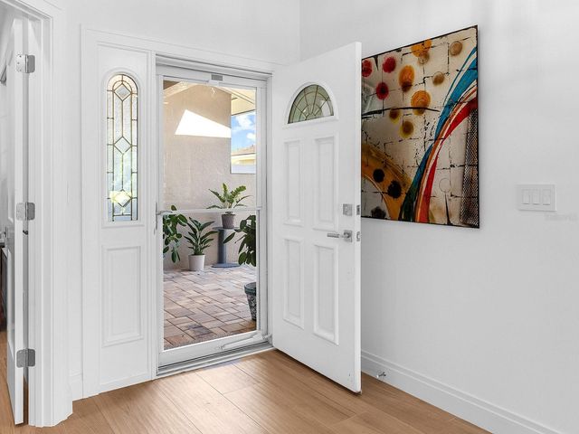 4022 PENSHURST PARK, Sarasota, FL 34235